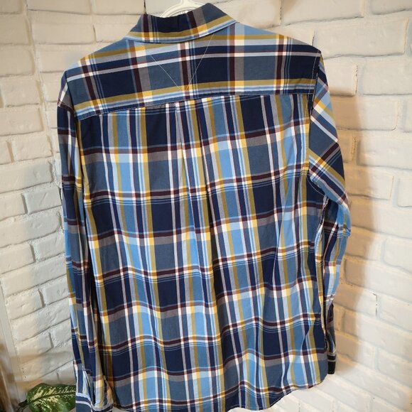 Tommy Hilfiger Plaid Custom Fit Men's Size Medium Button Front & Cuffs Shirt - Picture 2 of 9